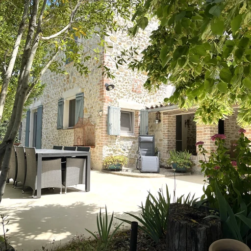 Le gîte à l'ombre des mûriers